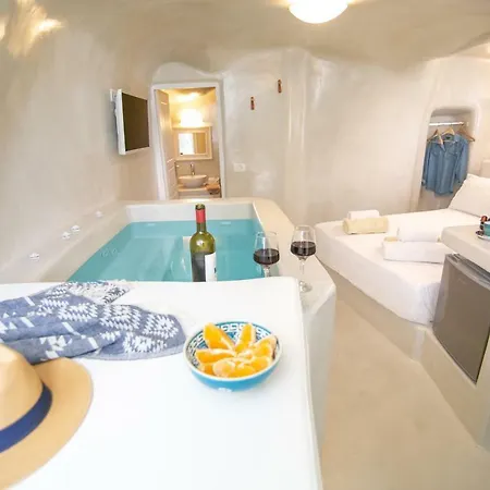 White Cave House بيت للعطل أويا