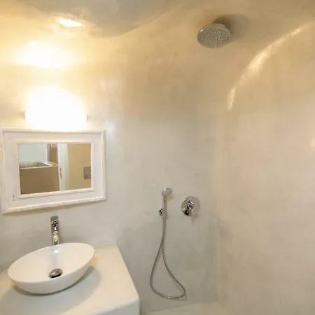 بيت للعطل White Cave House