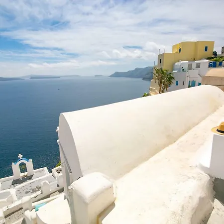 Nyaraló White Cave House